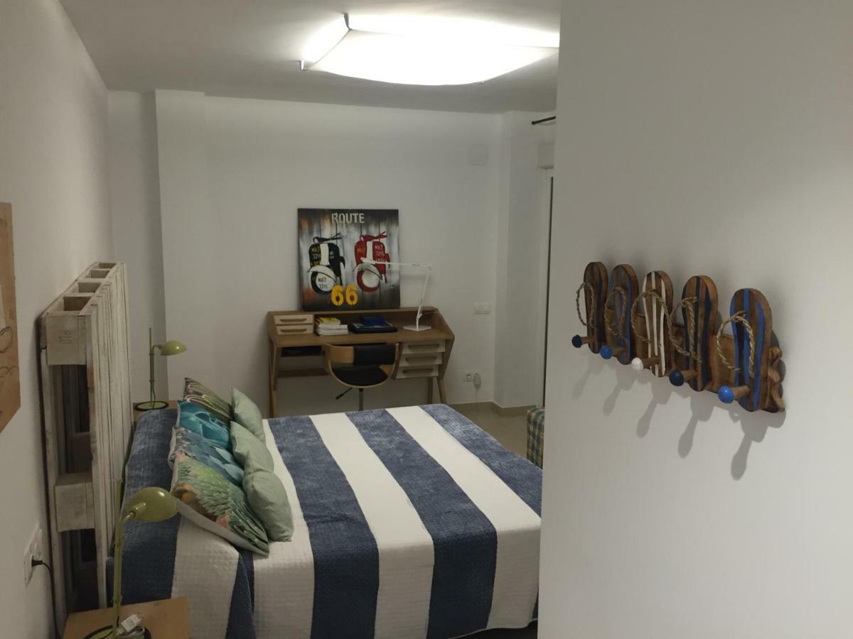 Beach House Brotonss El Campello Exterior foto